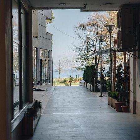 بورغراديك Sun&Moon Ohridlake Apartments المظهر الخارجي الصورة